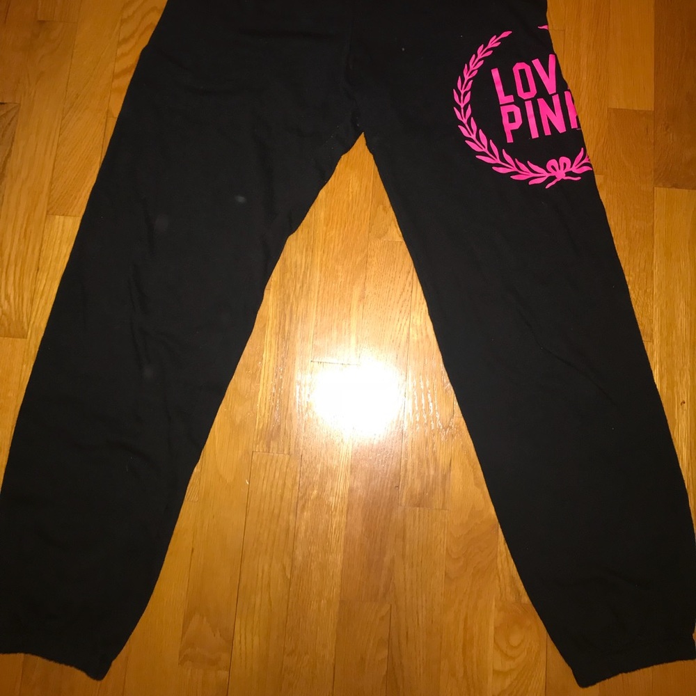 Black sweatpants